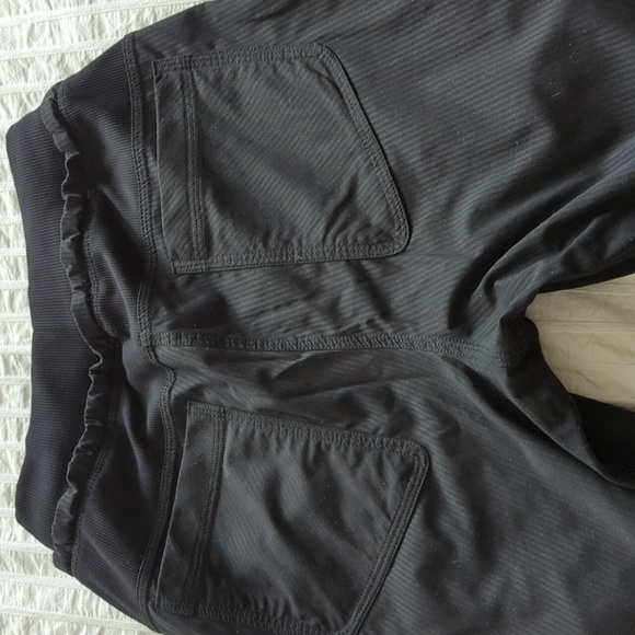Lululemon street to studio pant II unlined (first release). Black. Size 2. - Picture 4 of 6